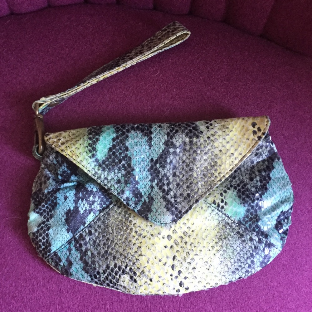 Helena de Natalio snake print envelope clutch