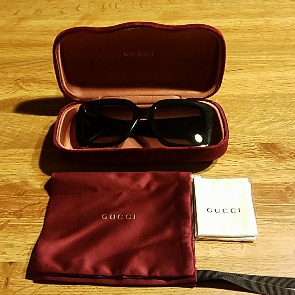 Gucci Shades 100% Authentic