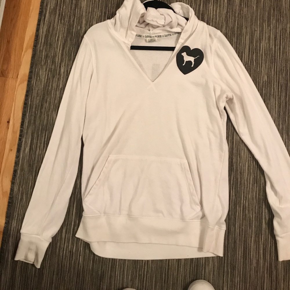 Long pink sweatshirt