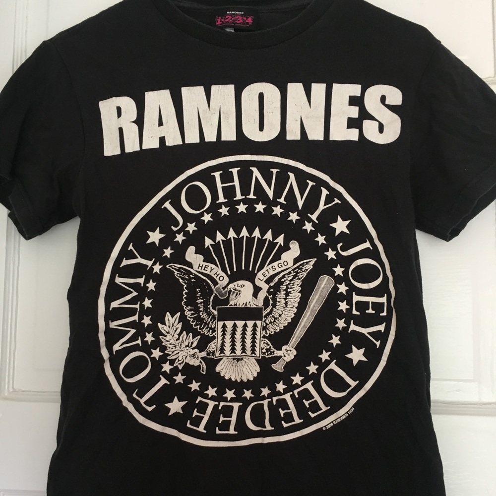 Ramones t-shirt