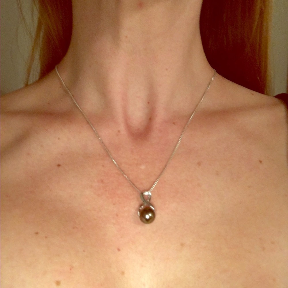 Authentic Legend Black Pearl Pendent