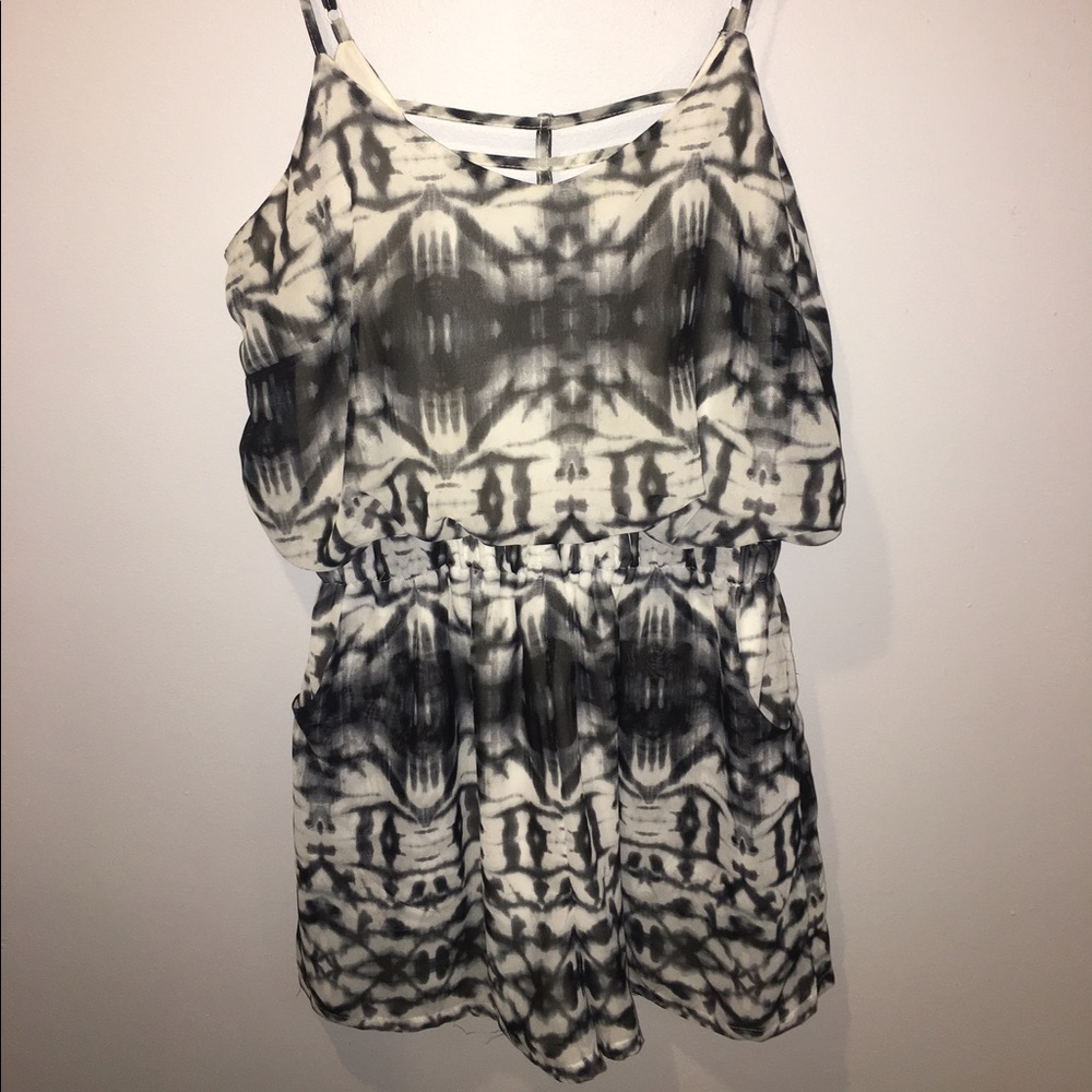 Black & white Romper small