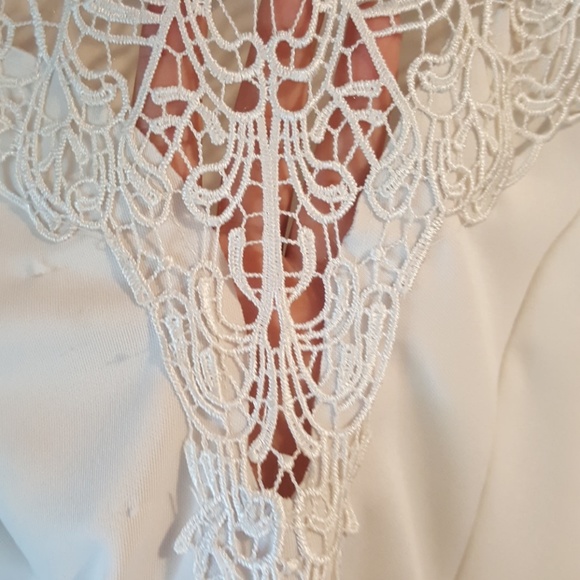 White peplum blouse - Picture 2 of 3