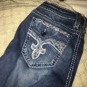 Rock Revival Mid Rise Skinny