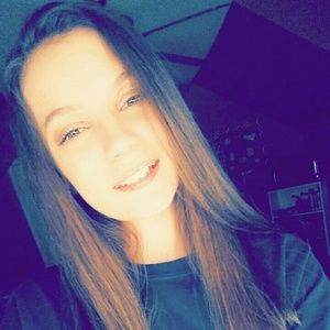 Meet your Posher, Laci