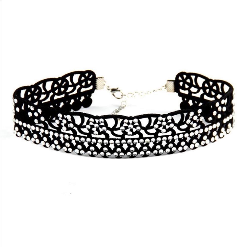 5/$25 Black velvet choker rhinestones necklace