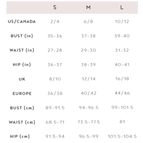 Off the shoulder bell sleeves embroidered top - Picture 3 of 3