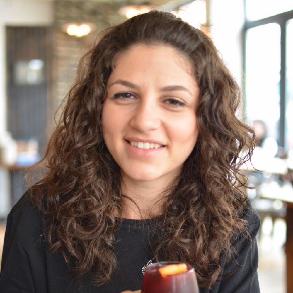 Meet your Posher, Evelyn