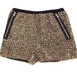 🎉Sale🎉 Gold sequin hot shorts.