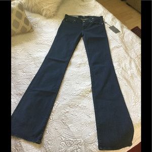 7 For All Mankind jeans size 26 dark wash NWT