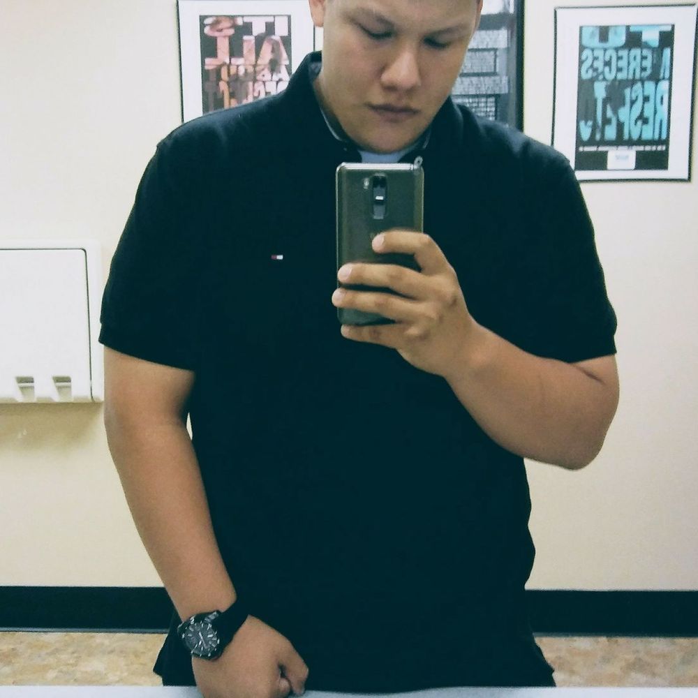 Meet your Posher, Cesar