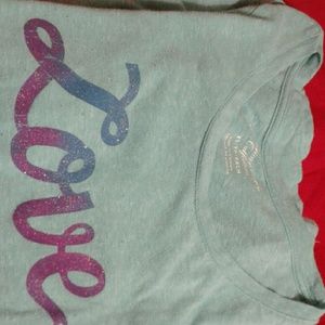 Long sleeve tee shirt