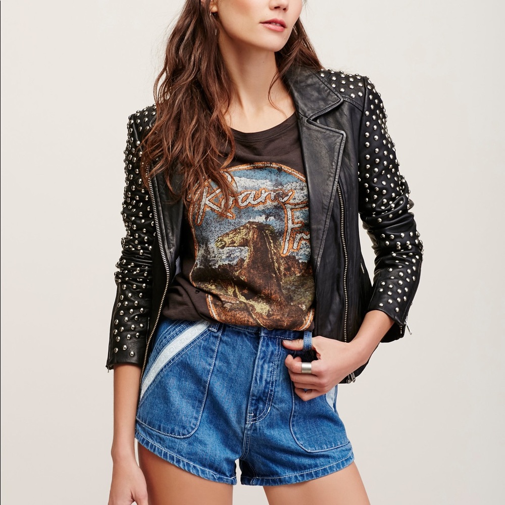 MOVING SALE📦🏡NWT Free People High Waisted Shorts - Picture 2 of 7