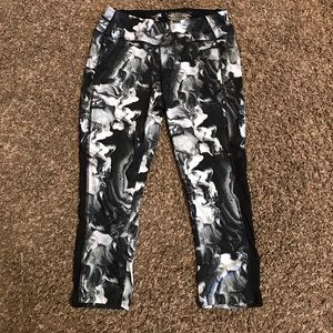 Marbled cropped workout leggings