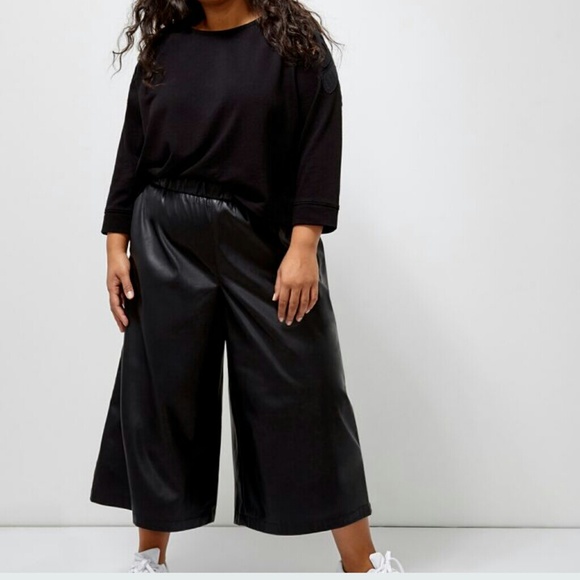Faux leather cropped wide leg pants. - Picture 2 of 4