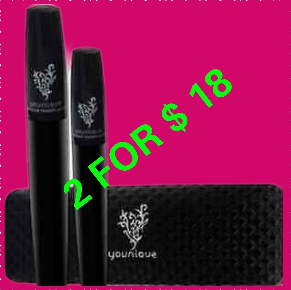 ☆YOUNIQUE 3D BLACK WATERPROOF FIBER LASH MASCARA☆