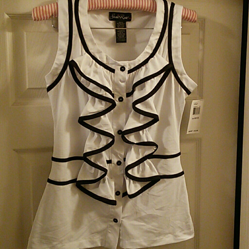 Black and white blouse