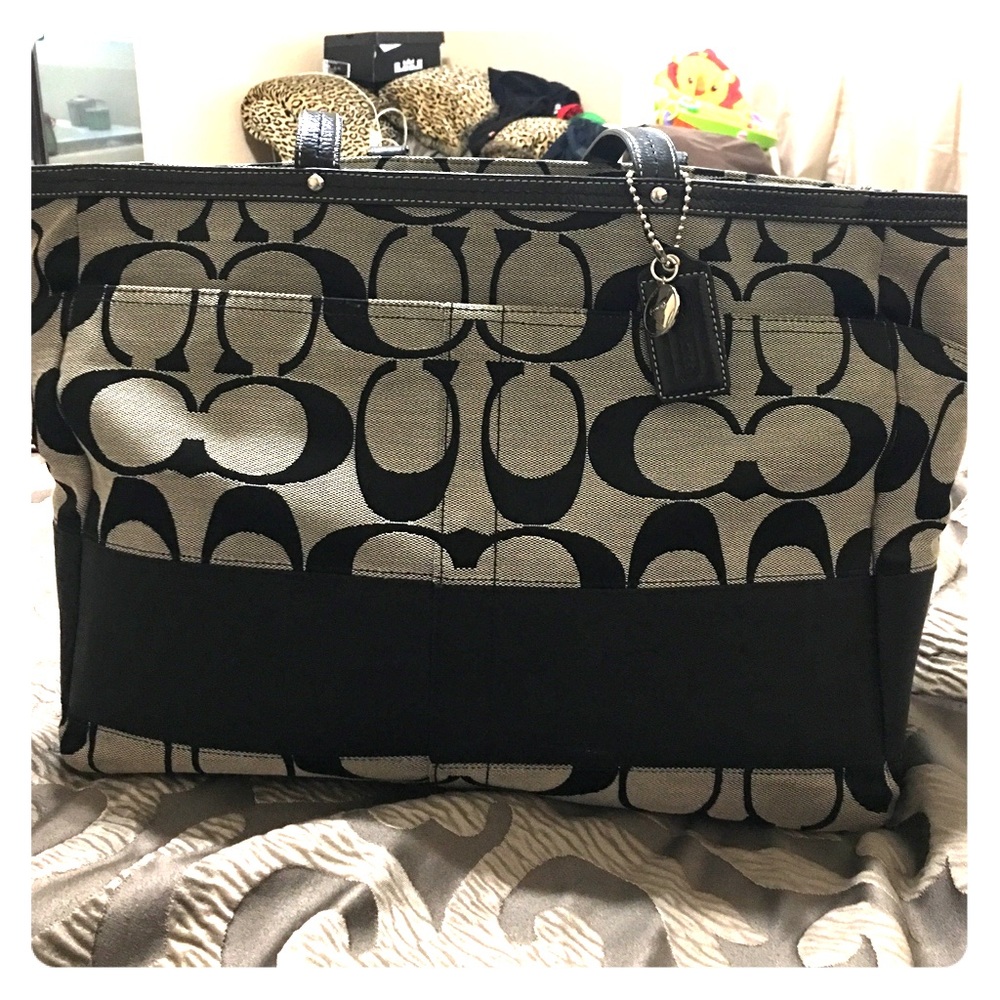 Authentic Coach Diaper Bag. MAKE ME AN OFFER