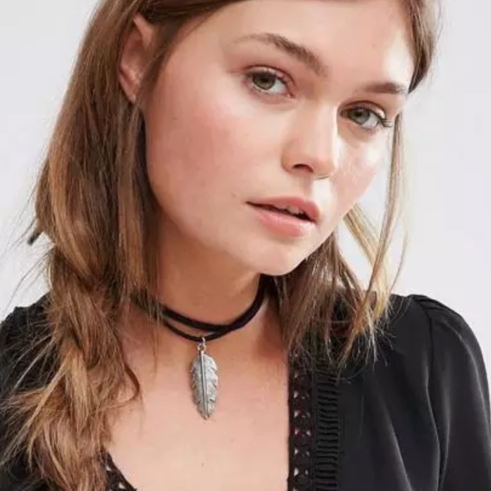 5/$25 Double layer black feather choker necklace