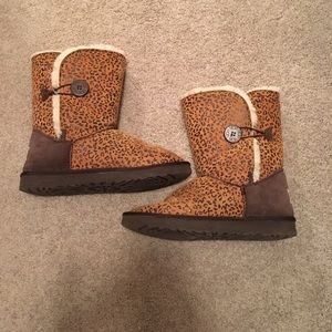 Cheetah ugg boots