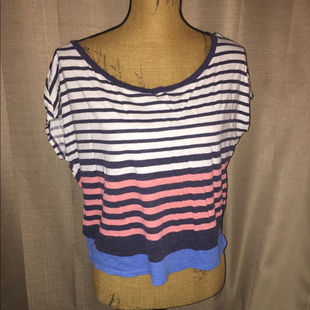 🚨American Eagle crop top