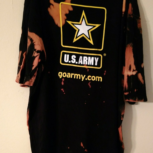 ♻️ Black T-shirt Done by Me 🤗 COMING 🔜 - Picture 2 of 3