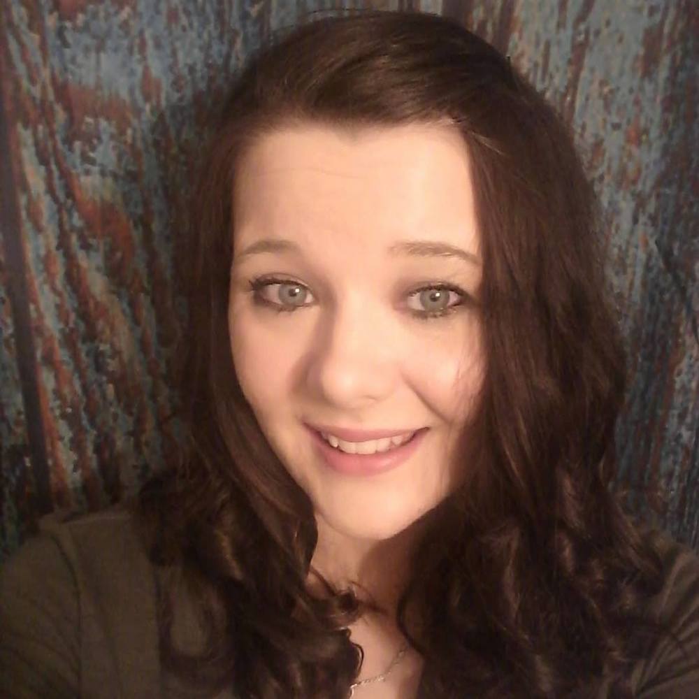 Meet your Posher, Felicia