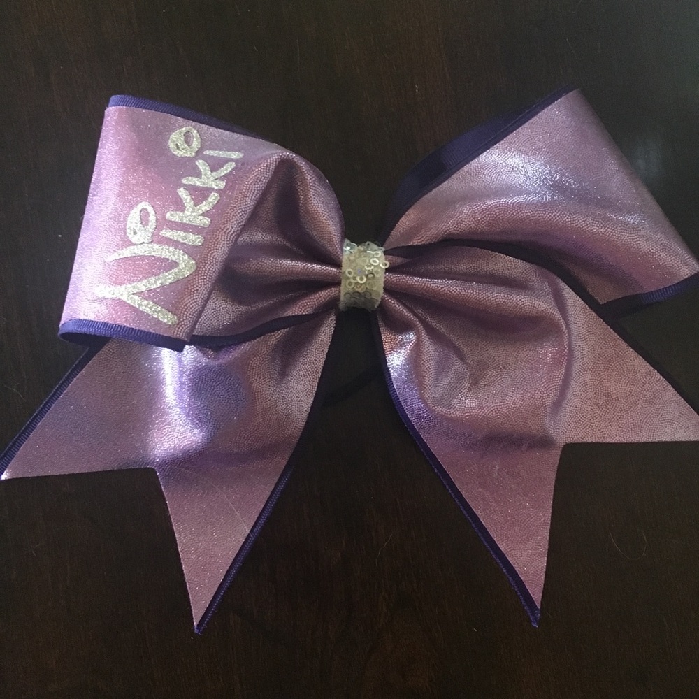 Purple cheer bow