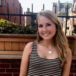 Meet your Posher, Abby