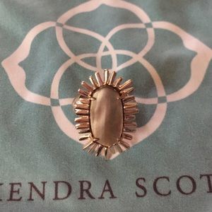 NWOT KENDRA SCOTT OWEN RING Size 7