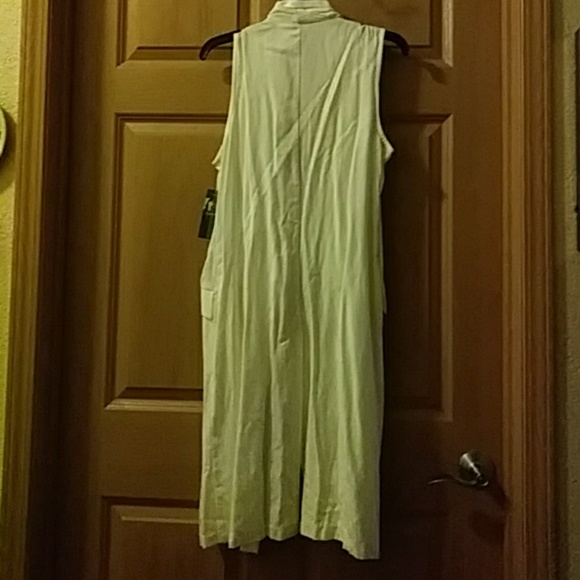 White sleeveless mid length jacket - Picture 3 of 5