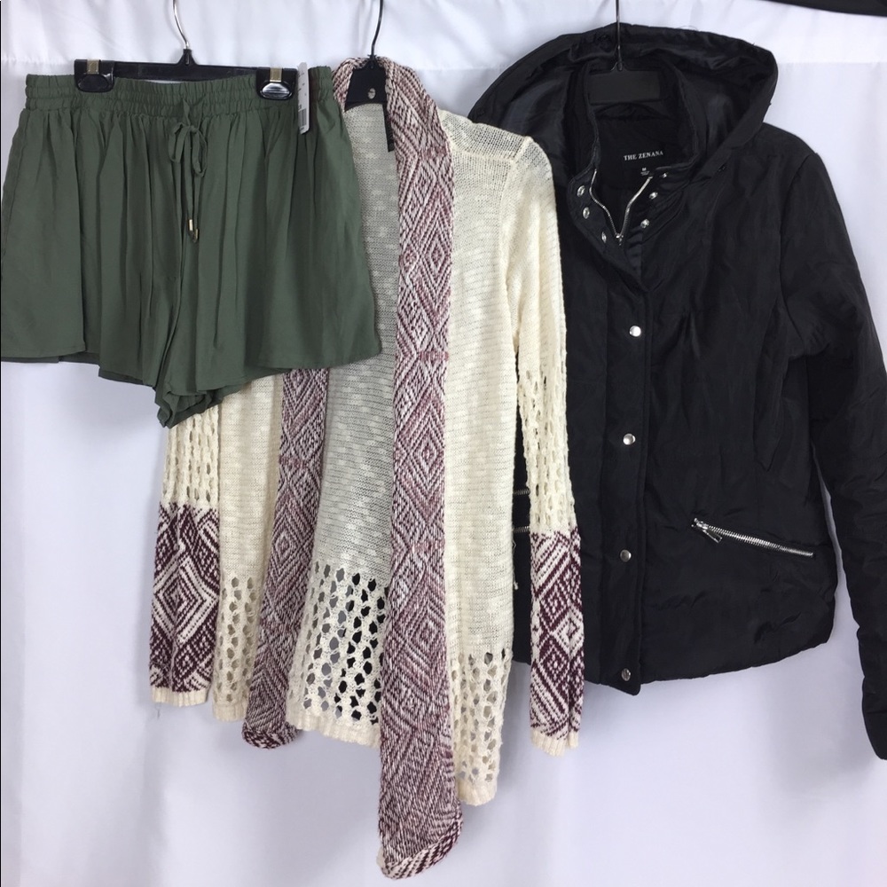 Zenana, Absolutely, NWT M Tops Shorts Bundle #a.6