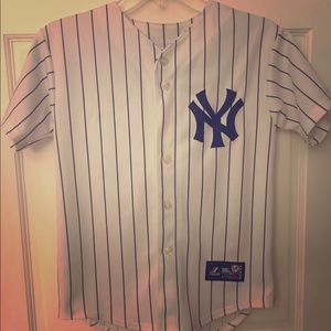 Yankee women's jersey