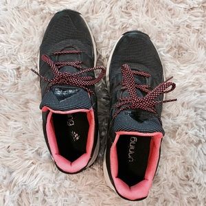 FLASH SALE || navy/black/pink adidas running shoes