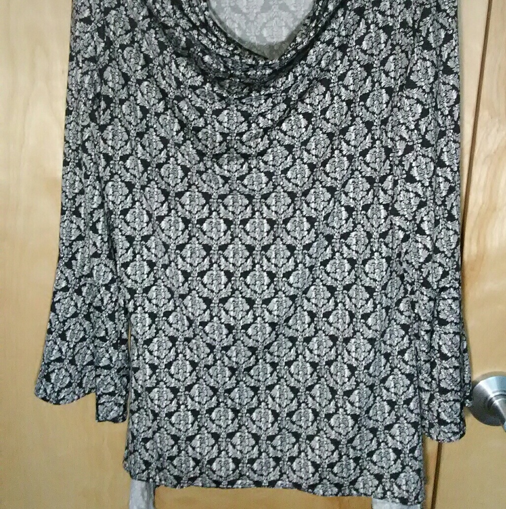 Pattern blouse