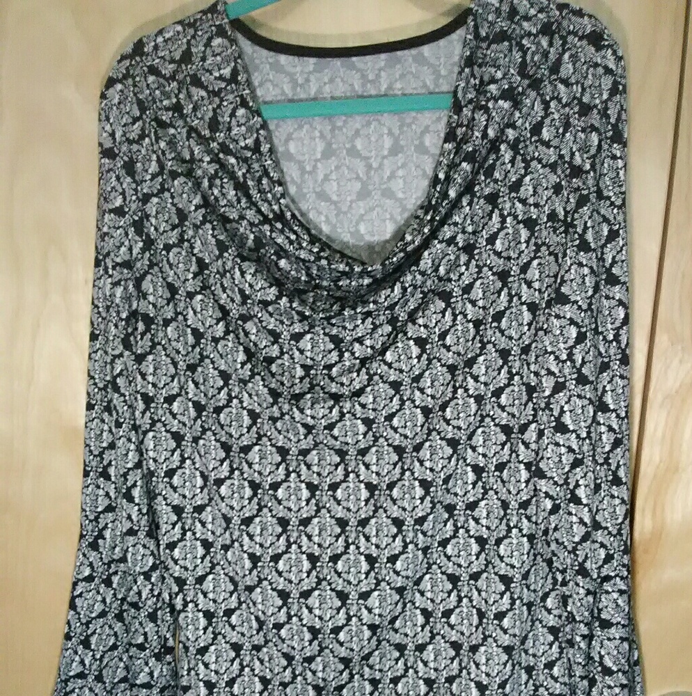 Pattern blouse - Picture 2 of 4