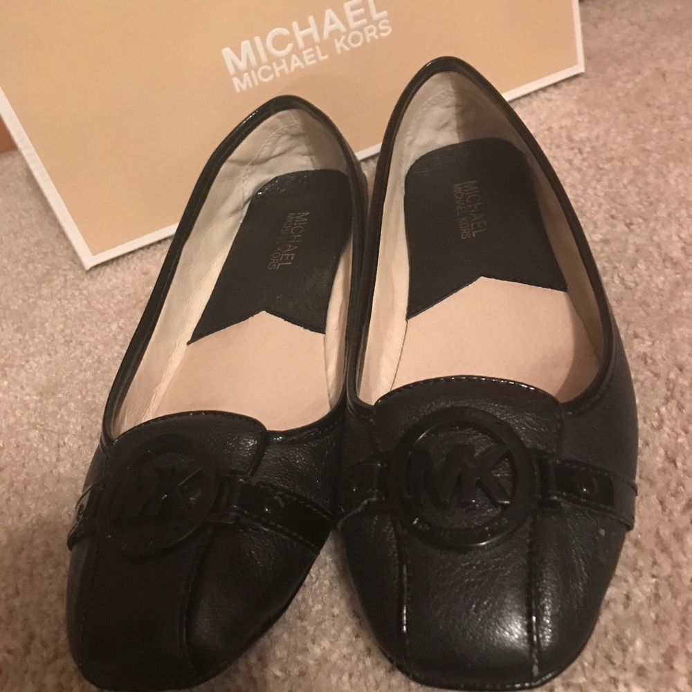 Michael Kors flats