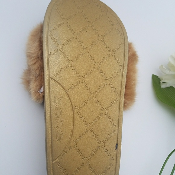 SOLD BEBE FURIOSA Gold Faux Fur Slide - Picture 4 of 4