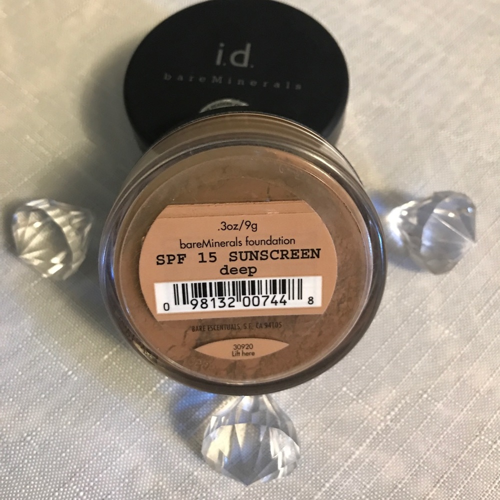 BAREMINERALS Foundation SPF 15 Deep.