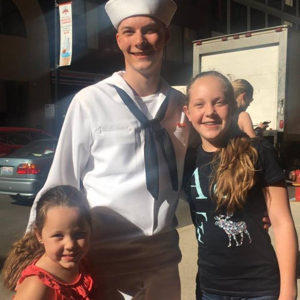 Meet your Posher, Candace