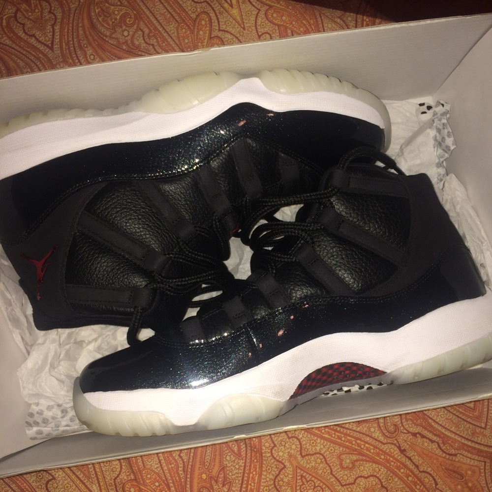 Jordan Retro 11 "72-10"