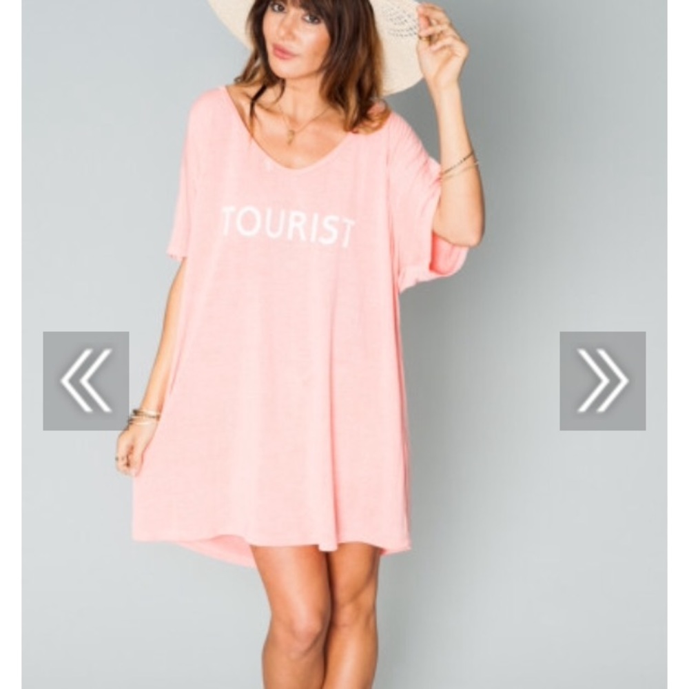 SOLD Tourist benji tee