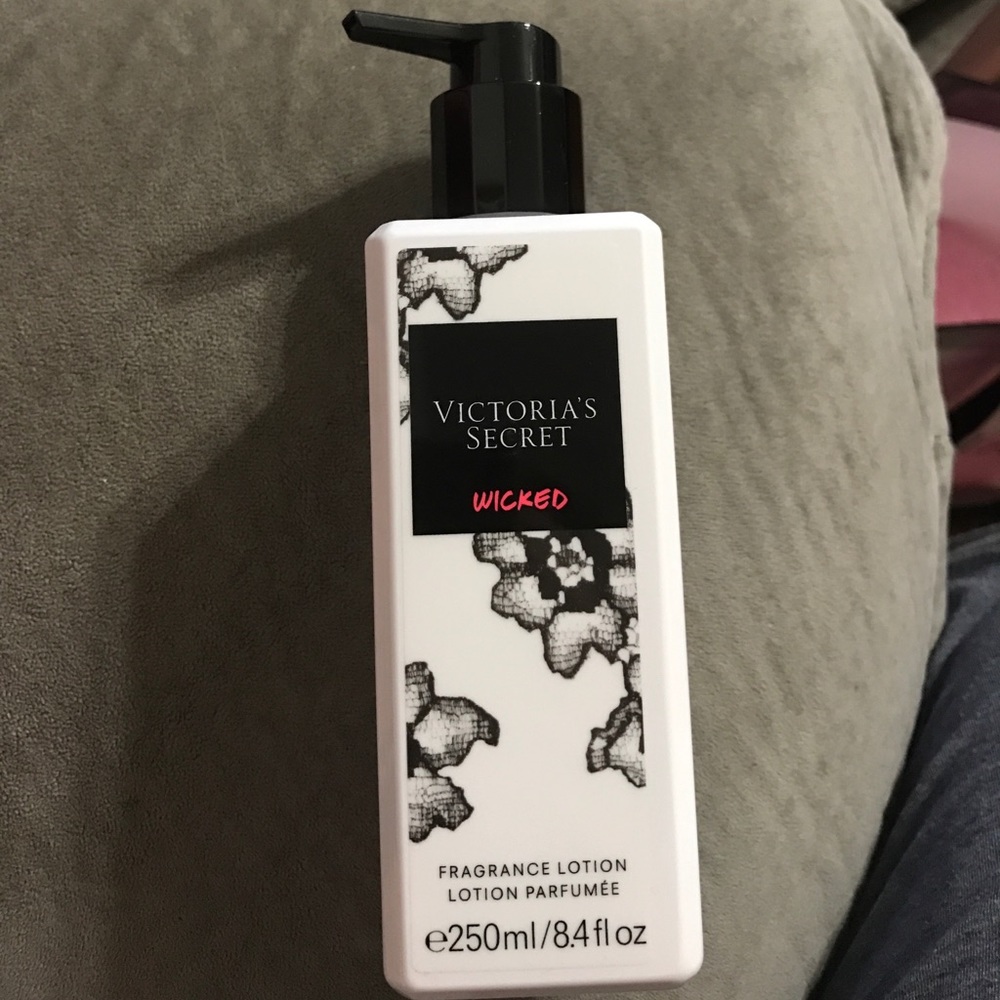 Victoria's Secret Wicked Lotion
