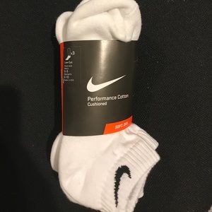 Nike ankle socks