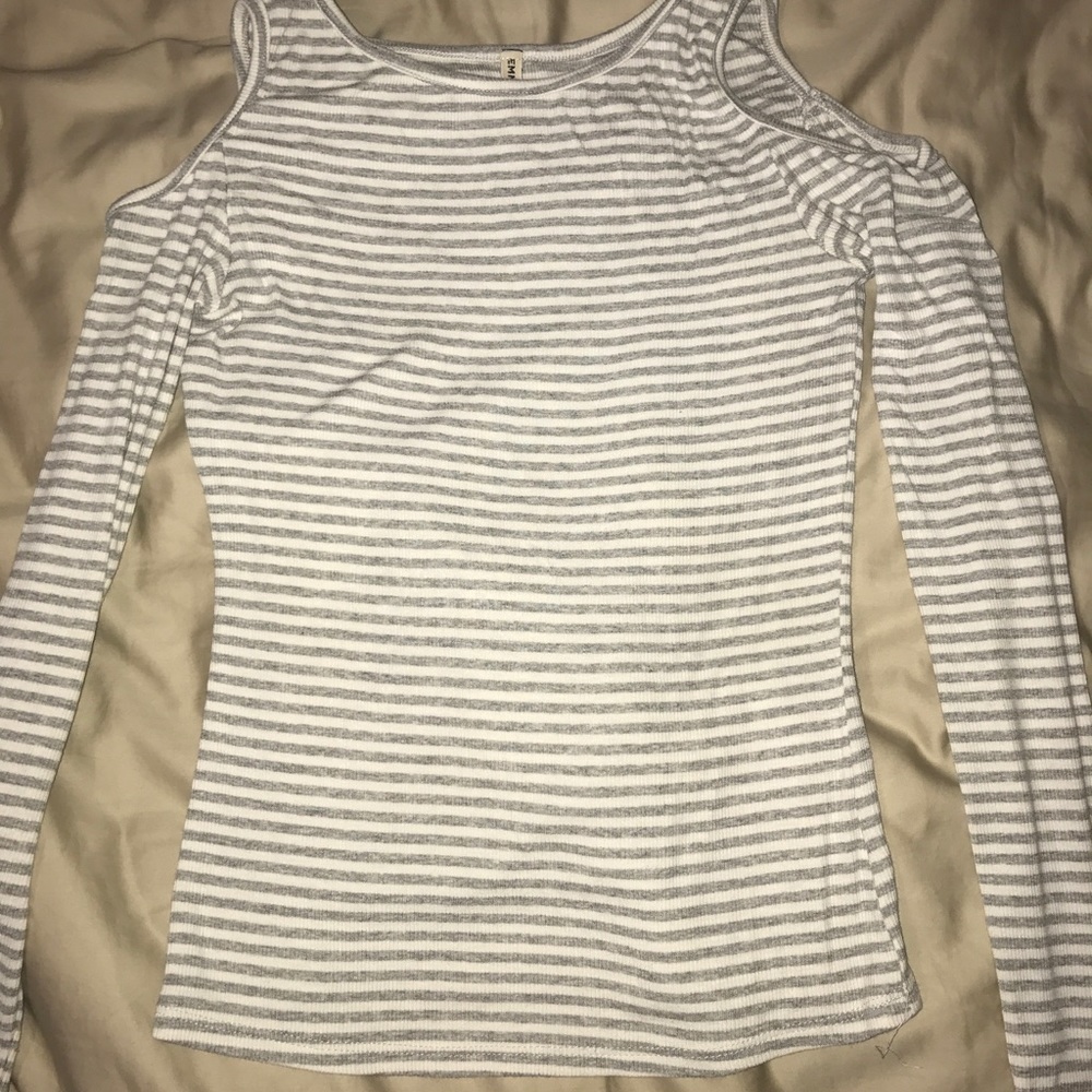 LF Emma and Sam open shoulder long sleeve