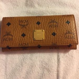 MCM Visetos Heritage Tri-fold wallet.