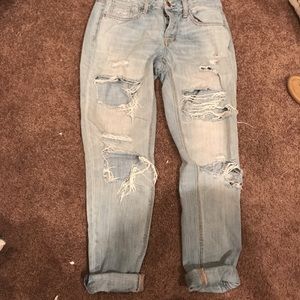 American eagle boyfriend style jeans