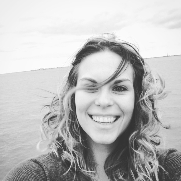 Meet your Posher, Maria - Picture 1 of 1