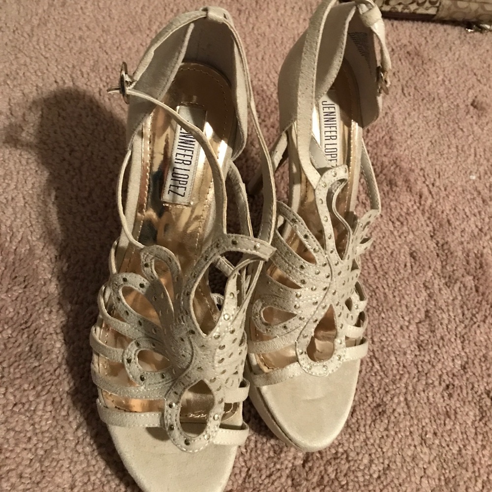Jennifer Lopez heels