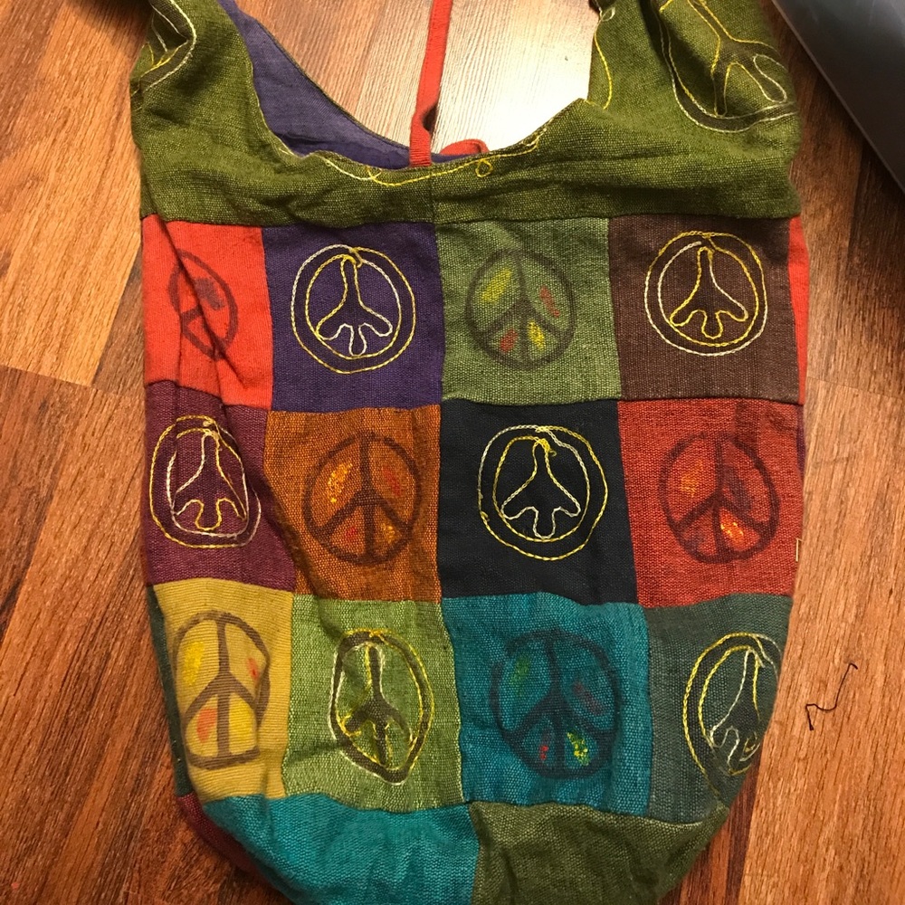 👜 Peace Sign Crossbody bag